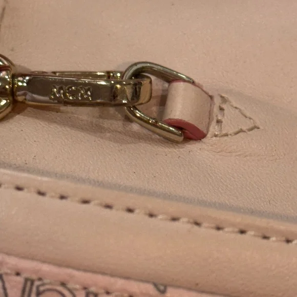 **SOLD**MCM PINK FLAP WALLET WITH CROSSBODY CHAIN - Picture 3 of 10